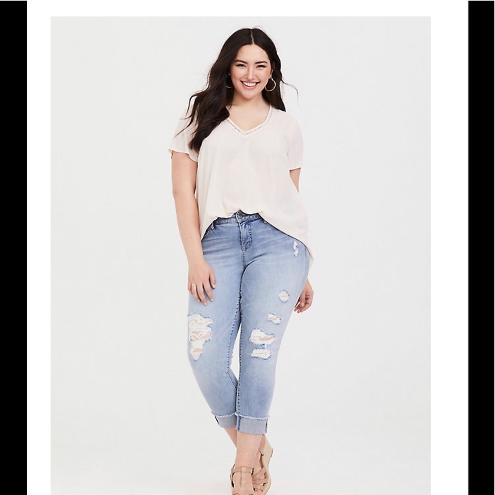 Torrid cream top size 0